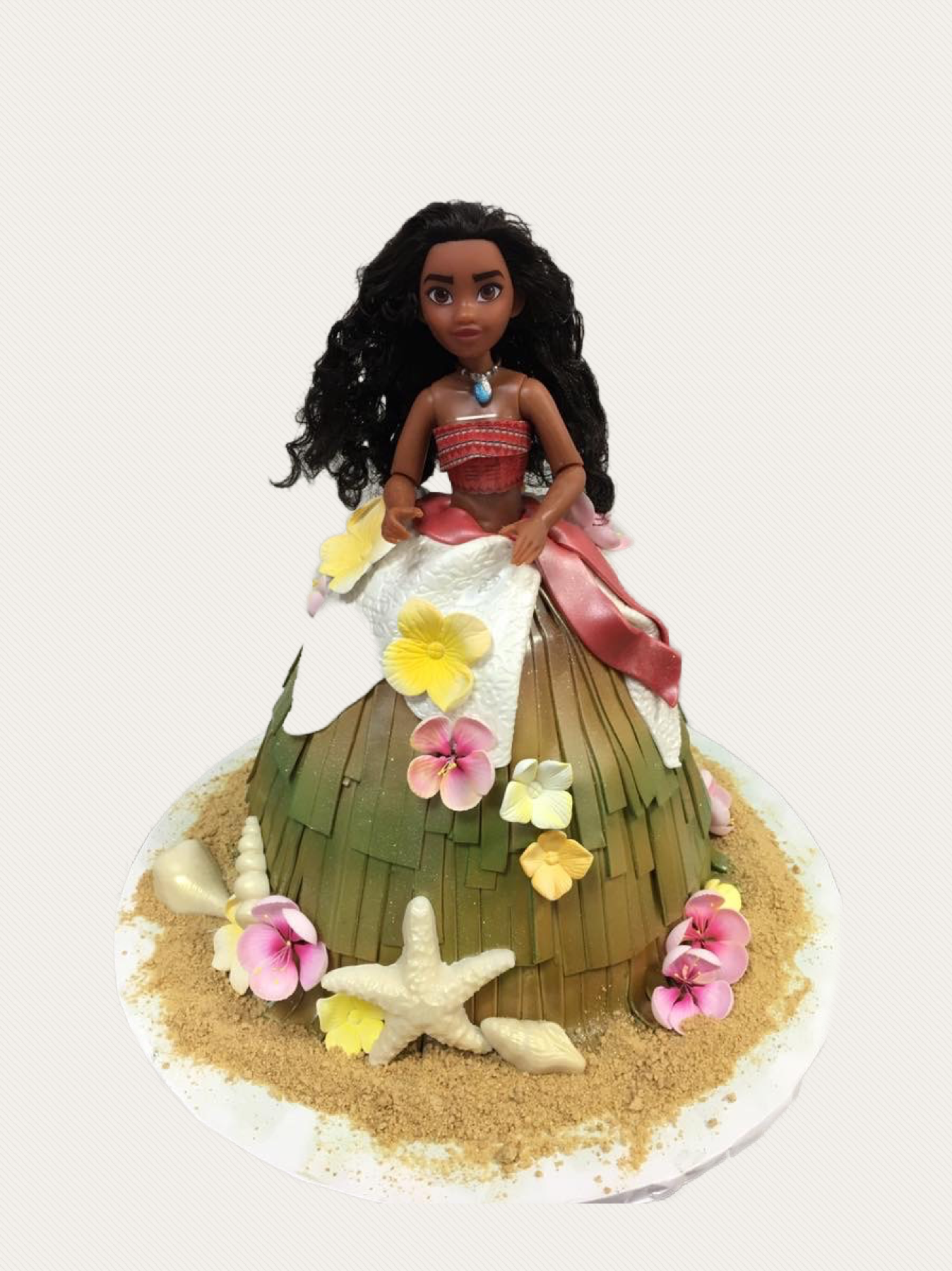 REVIEW: Moana Mini Cake for World Princess Week at Disney's Polynesian  Village Resort - WDW News Today